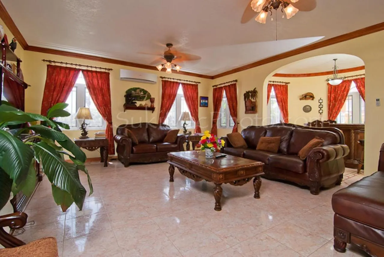 Copperwood Luxury Oceanfront Villa With Pool 루세아 자메이카